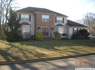 24 Stollman St, Bayville, NJ 08721