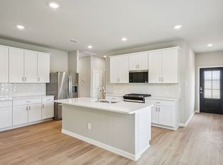 811 Leavenworth Dr, McKinney, TX 75071