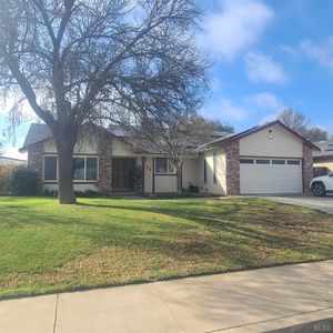 775 Redwood Ln, Lemoore, CA, 93245