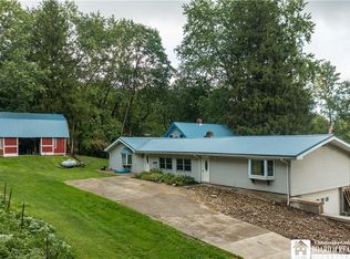 8126 Bear Lake Rd, Stockton, NY 14784