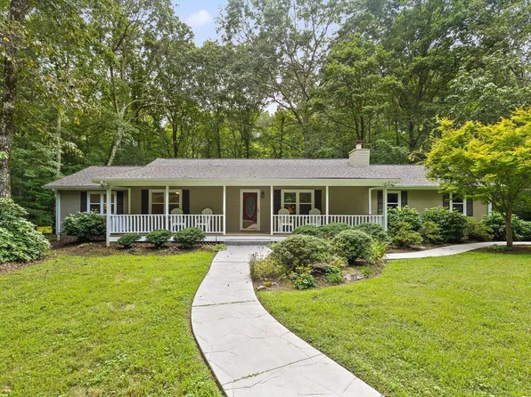 4707 Creek Point Ln, Signal Mountain, TN 37377