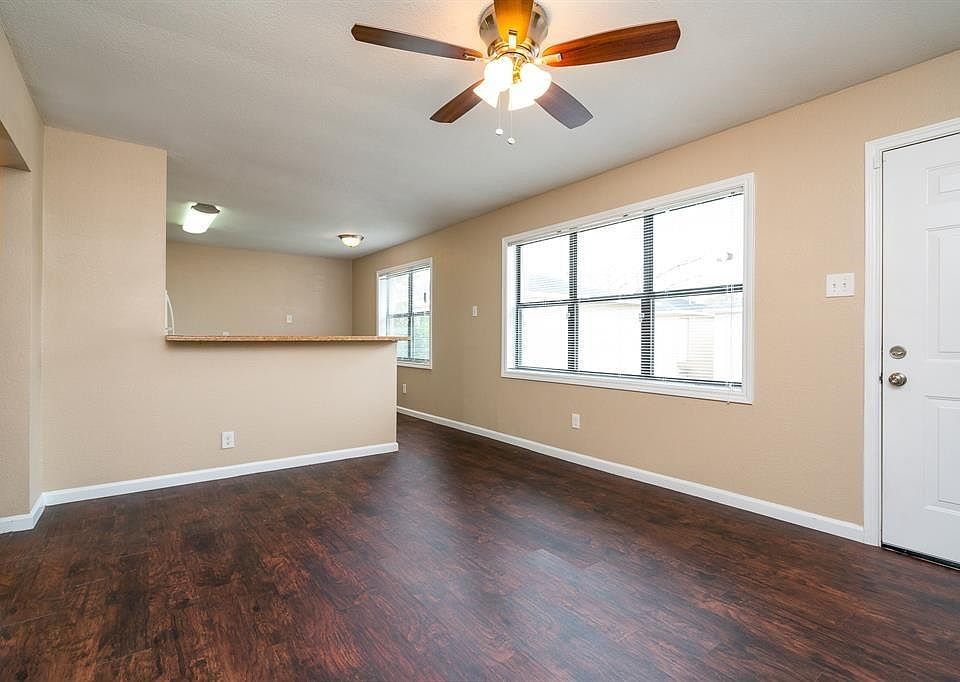 1st image of 3620 Southmore Blvd APT 18