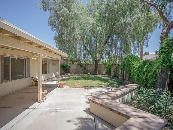 2nd image of 3133 W Rose Garden Ln