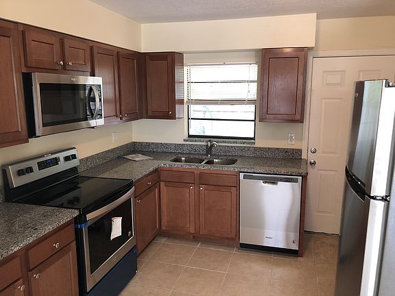 5th image of 315 Beech Ave