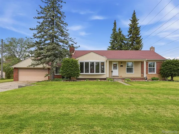 12601 Masonic Blvd, Warren, MI 48093