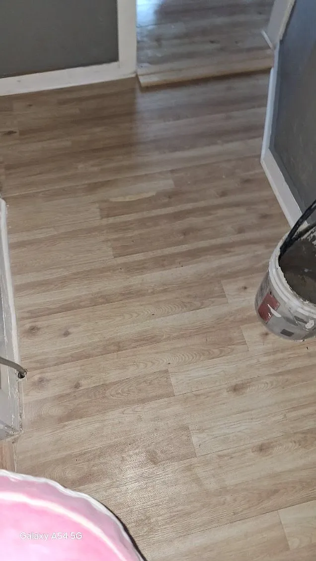 2 bed, 700 sqft, $750 — Photo 3