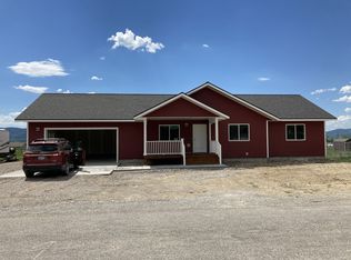 111 Scrub Oak Dr, Star Valley Ranch, WY 83127