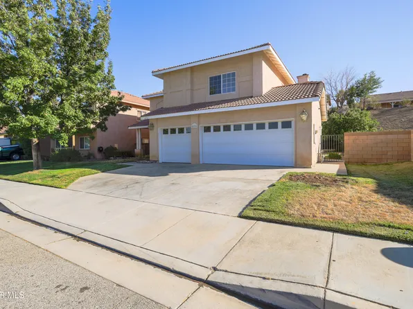 4156 Sungate Dr, Palmdale, CA 93551