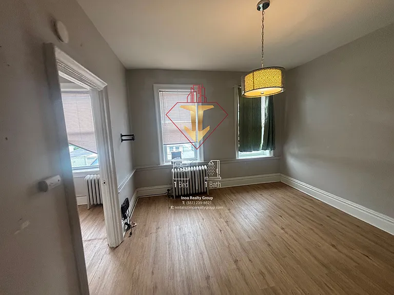 58-60 Van Reypen St #402A — Photo 6