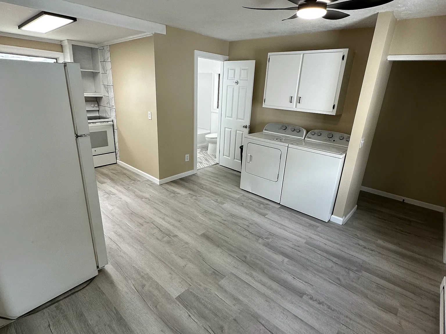 1 bed, 650 sqft, $1,050 — Photo 3
