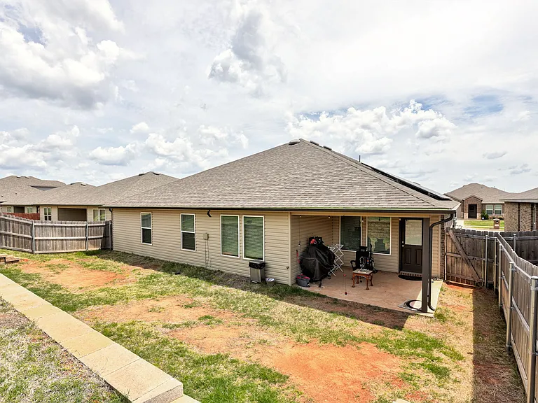 14701 Travertine Falls Ln — Photo 42