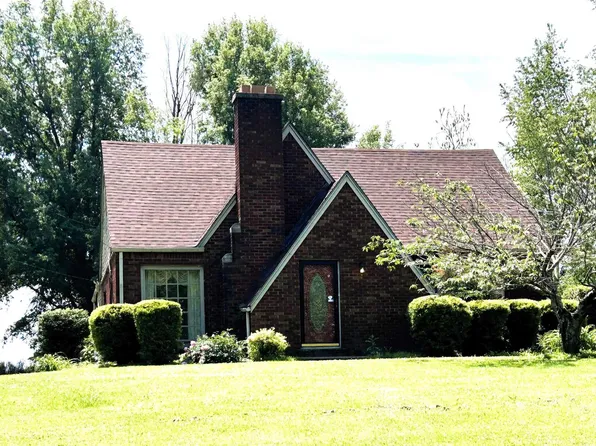 1405 Moscow Ave, Hickman, KY 42050