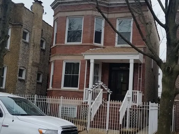 2443 W Eastwood Ave, Chicago, IL 60625