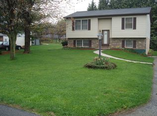 2804 Bachman Ct, Manchester, MD 21102
