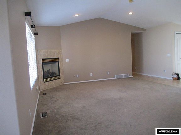 2nd image of 2615 Cache Valley Dr