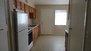 3rd image of 814 N Major Ave APT A