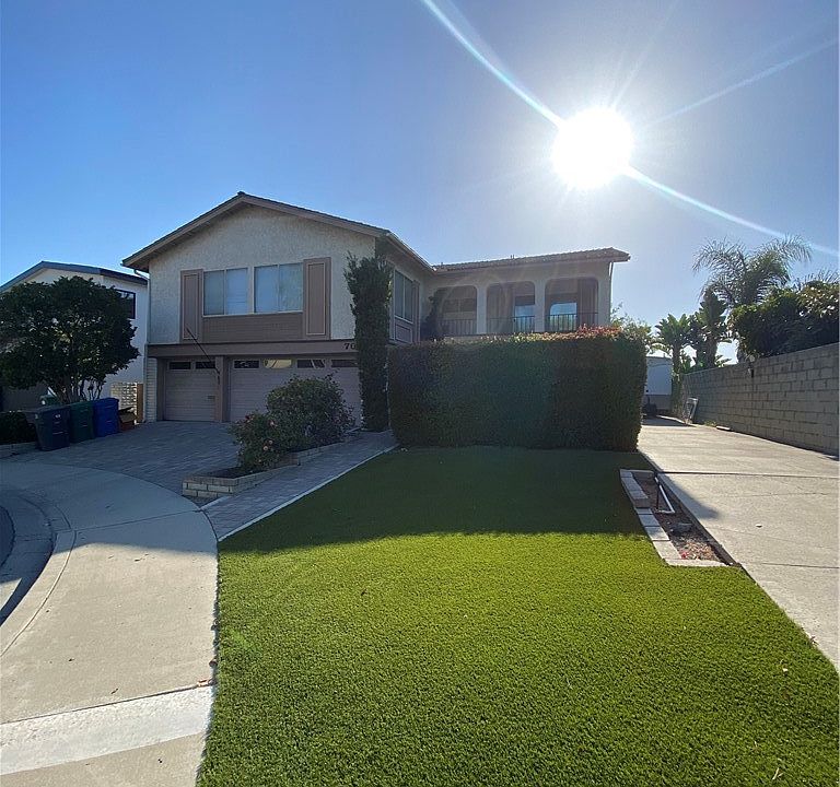 1st image of 700 Pepper Tree Ln