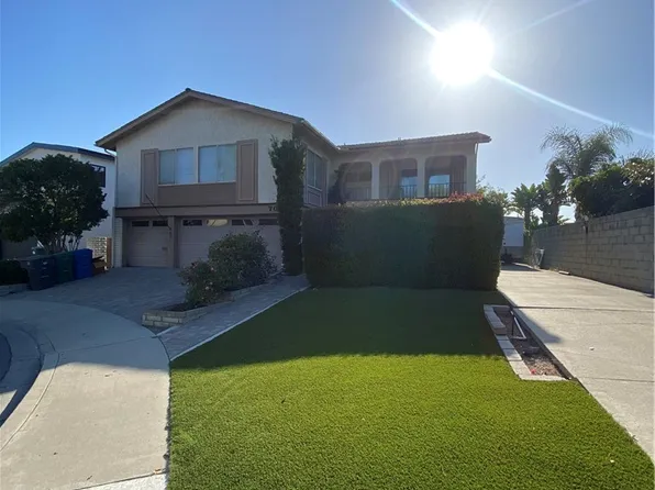 700 Pepper Tree Ln, Long Beach, CA 90815