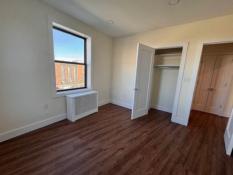 11420 Queens Blvd #3 — Photo 12