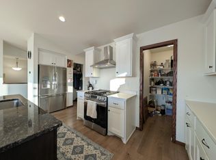 3760 Merrifield Dr S, Fargo, ND