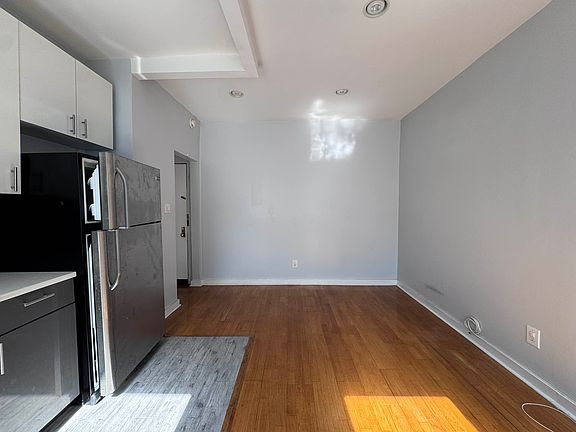 2nd image of 2502 Avenue D APT A7