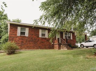 2815 W Lakeview Dr, Poplar Bluff, MO 63901