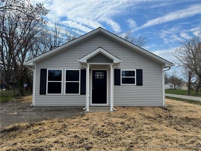 225 North Street, Austin, IN, 47102