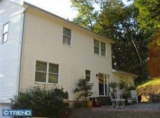 46 Locust St, Pine Grove, PA 17963