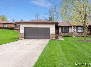 2068 Terrace Van Dr NE, Grand Rapids, MI 49505