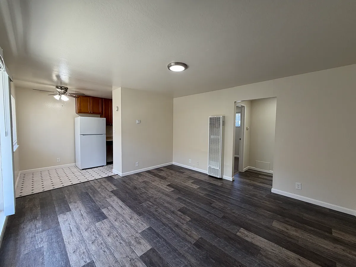 Building Photo - 650 East 17th Street