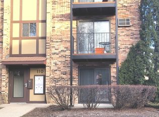110 Klein Creek Ct APT 5E, Carol Stream, IL 60188