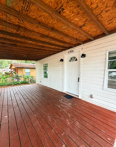8922 Lynn Ave Photo 1