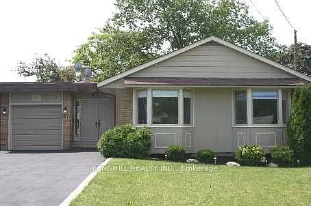 60 Wigmore Dr — Photo 1