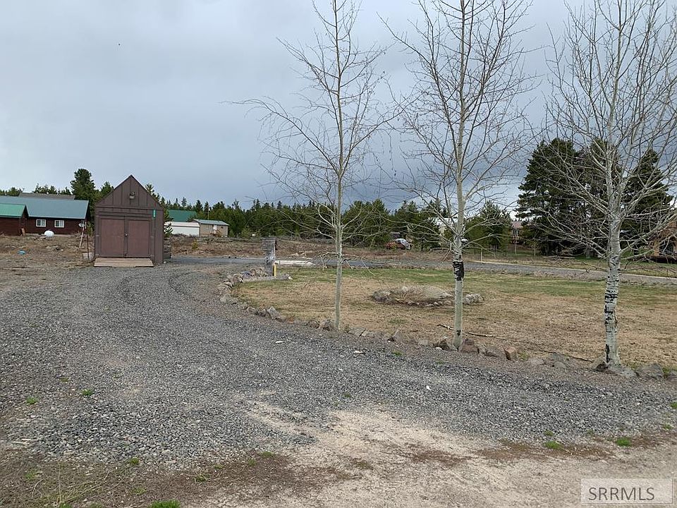 1st image of 3775 Willow Dr