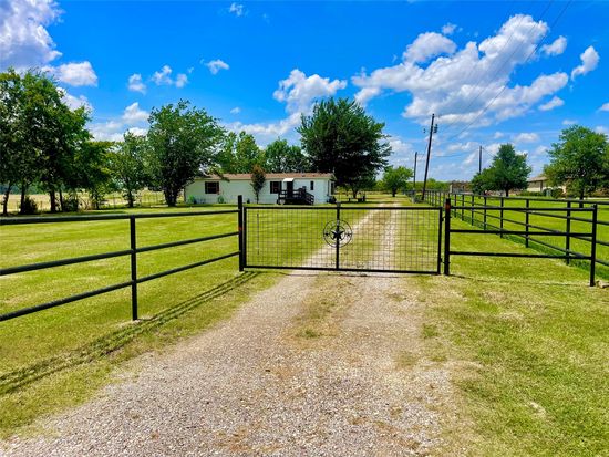 9516 County Road 513, Alvarado, TX 76009