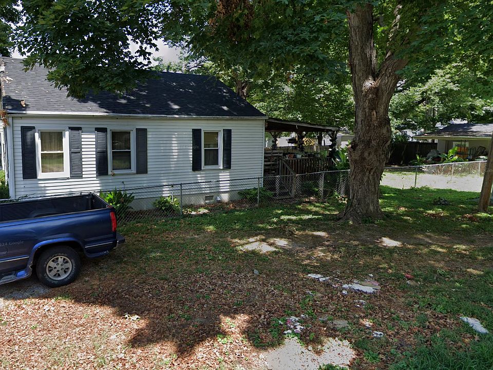 2nd image of 3767 Powell Ave