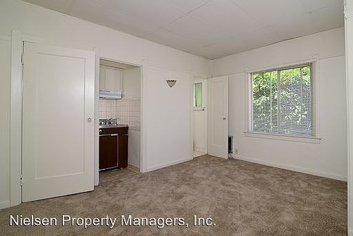 4th image of 1620 P St APT 15