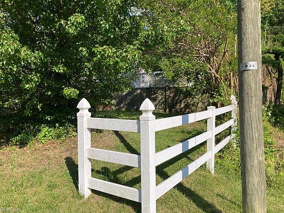 4th image of 4261 Taylor Rd