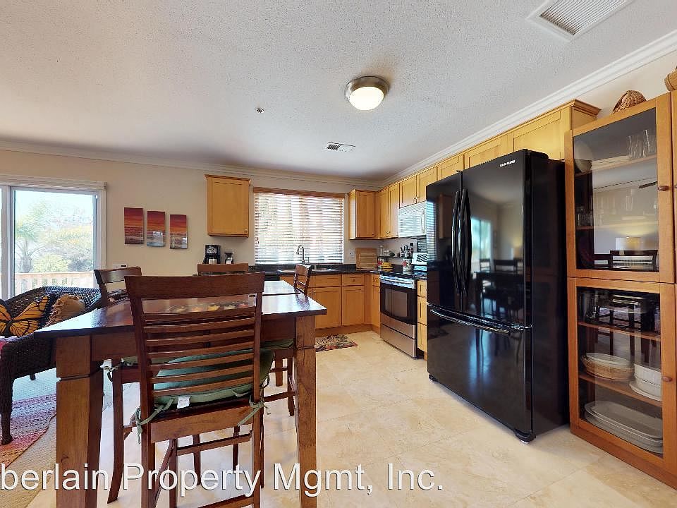 1st image of 1509B Maxwell Ln