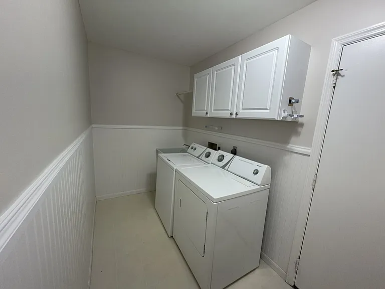 6275 Hummingbird Dr — Photo 8