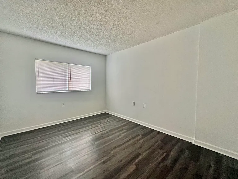 1215 N Benoist Farms Rd #203 — Photo 10
