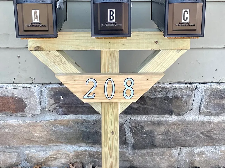 Each unit has own mailbox
