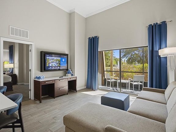 5th image of 14501 GROVE RESORT AVENUE #1114