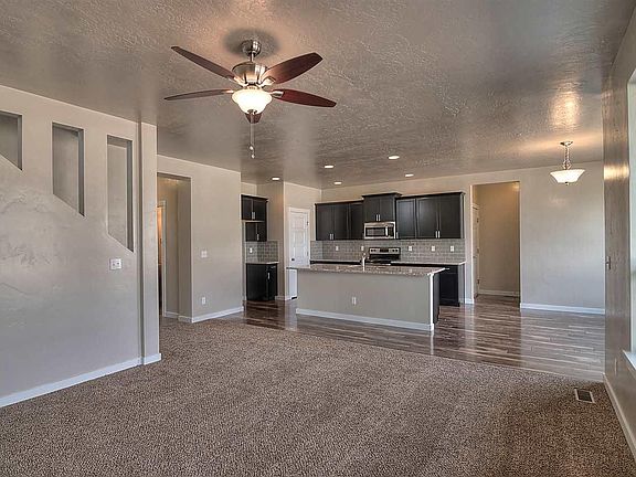 Cabinets Grey with Granite Counter tops