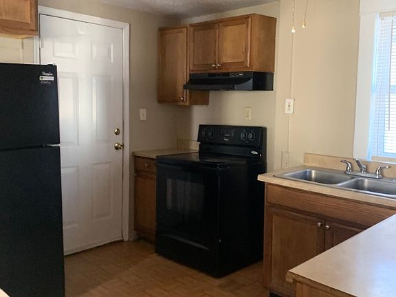 4th image of 720 Cleveland Ave