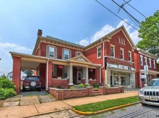 137 S Main St, Spring Grove, PA 17362