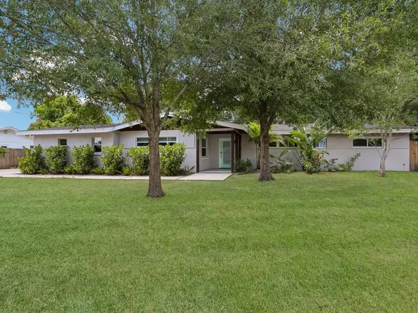 5720 Isanda Pl, Sarasota, FL 34231