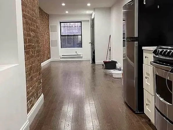 220 East 27th Street image 1 of 6