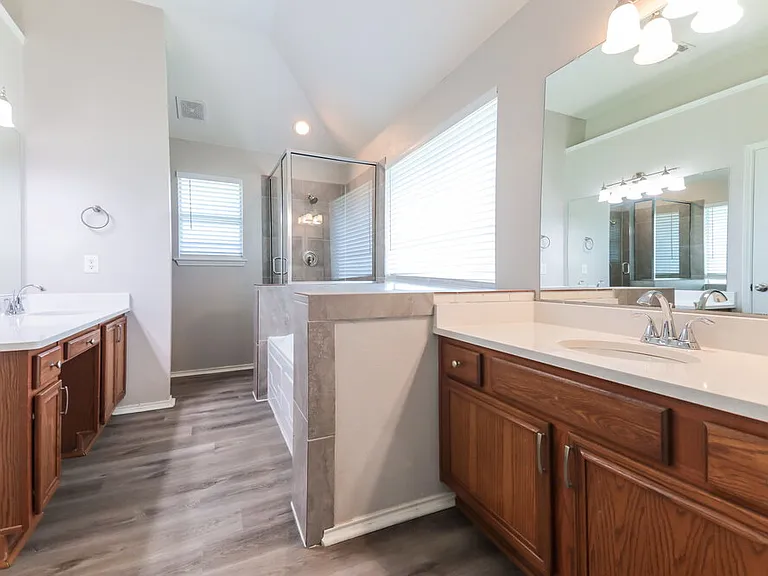 1705 Green Terrace Dr — Photo 12
