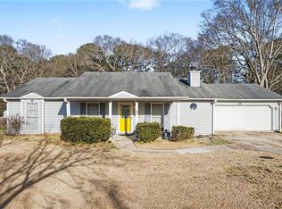 497 Natasha Dr, Auburn, GA 30011